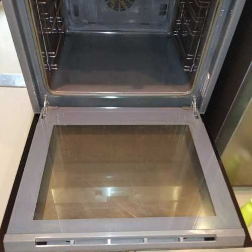 Spotless oven in Tampa